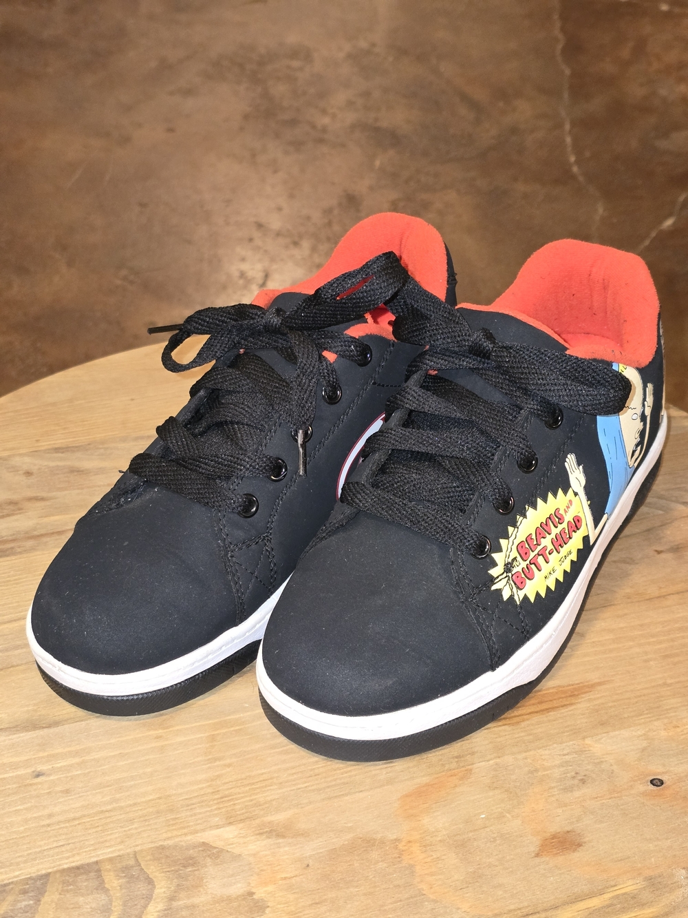 Heelys Split Beavis & Butt-Head Wheeled Sneakers Black Red Youth 5